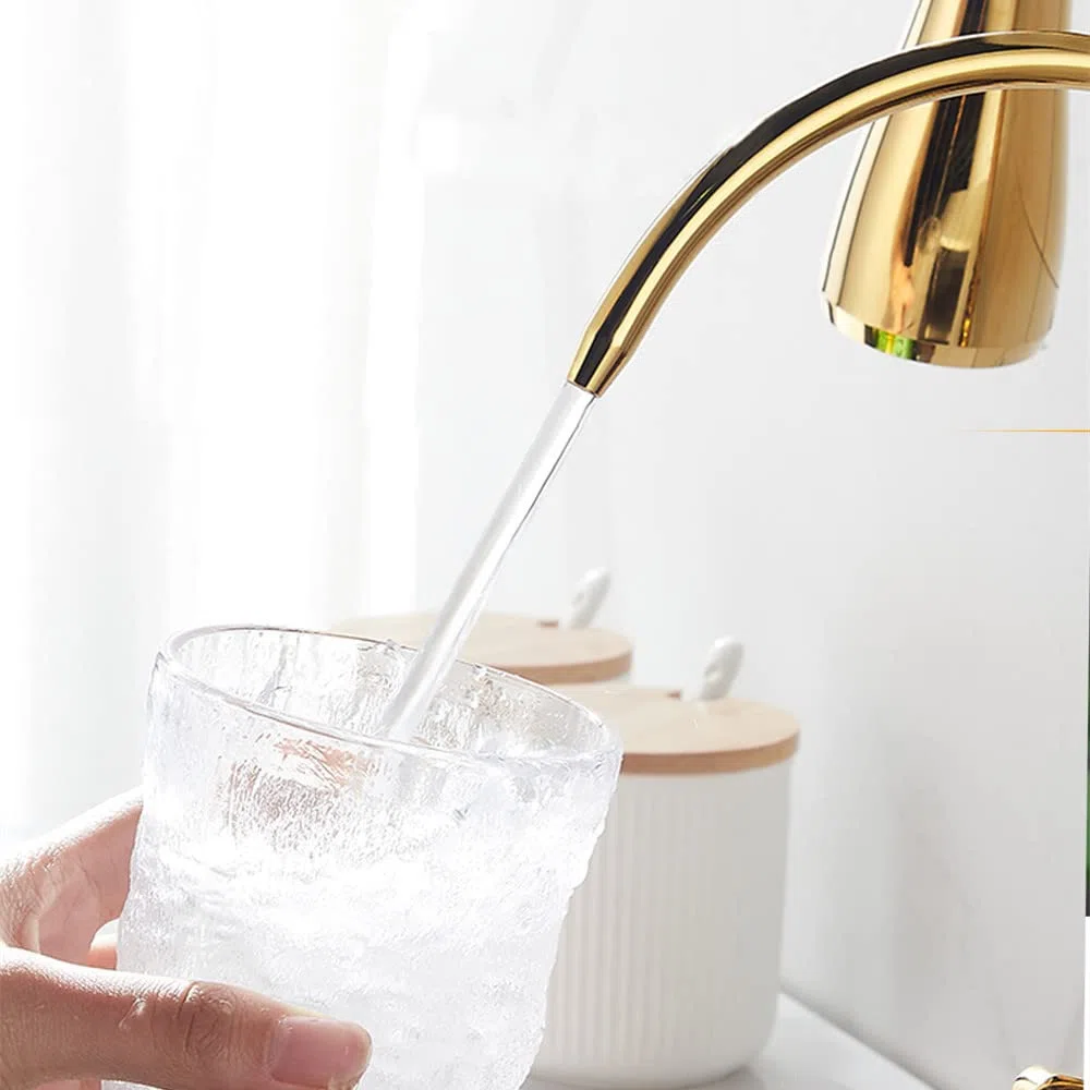 Agua fría y caliente Modo de grúa Grifo mezclador montado en cubierta Filtro de sensor táctil Grifo de cocina con agua pura Grifo mezclador extraíble Girar, dorado, talla única